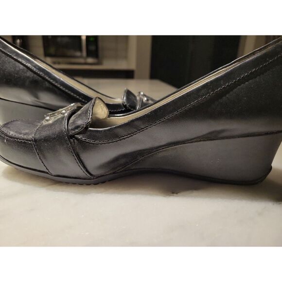 Unisa Black‎ Wedge Heel Shoes Size 8.5 M Womens Comfort - Picture 2 of 7